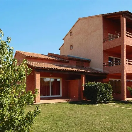 Apartment In Near Sandy