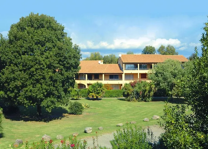 In Near Sandy Apartment