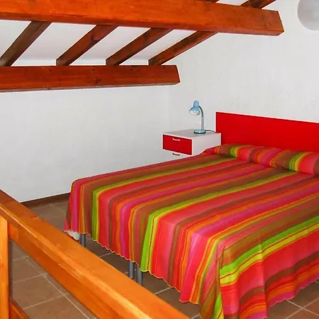 Apartment With Balcony Or Small Garden